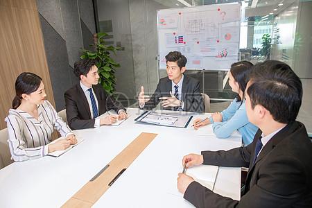 职场必学！早知道这10个保护自己的小技巧，轻松避雷不吃亏！职场小伙伴们，大家