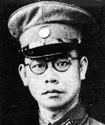 吴石其实事发后按常理死不了，他是参谋次长，顶头上司周至柔并不想他死，安排的三个审