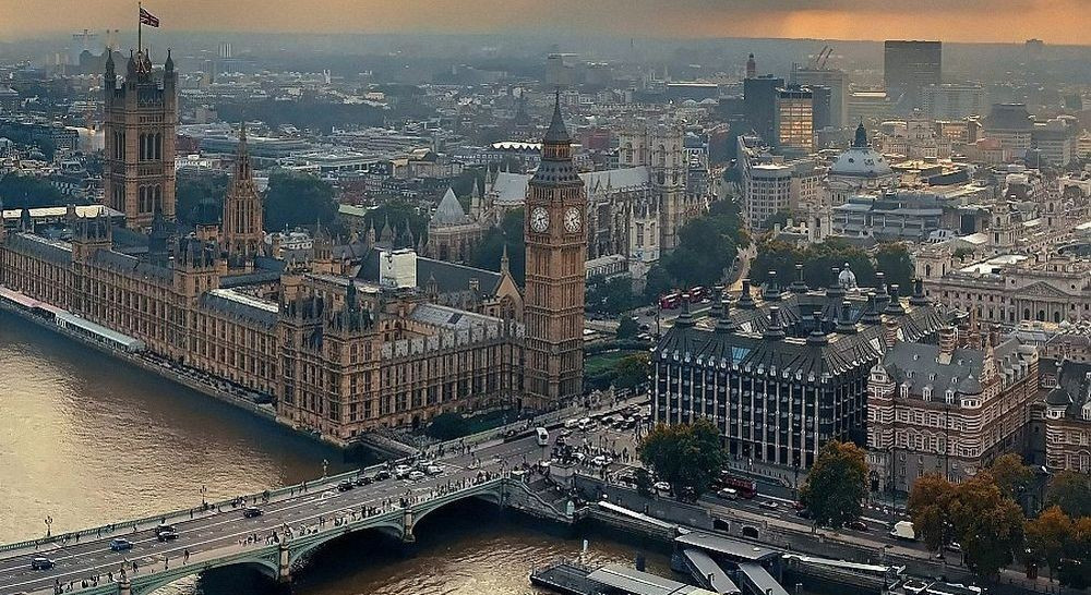 美国对华施压，英国却不买账万万没想到！美方以为这招能拿捏