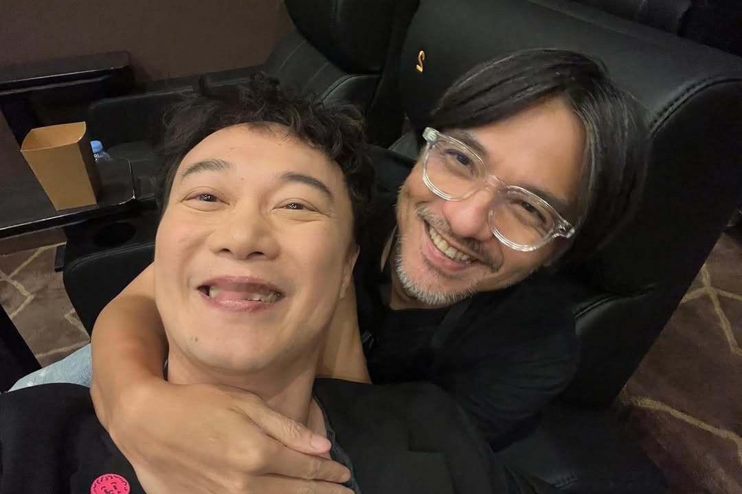 呢啲合照犀利啦！​​​