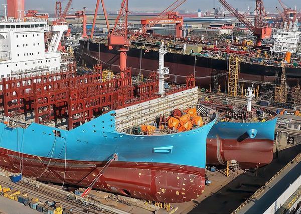 全球造船格局洗牌！中国造船狂飙登顶，订单碾压日韩领跑世界全球海运与造船市场