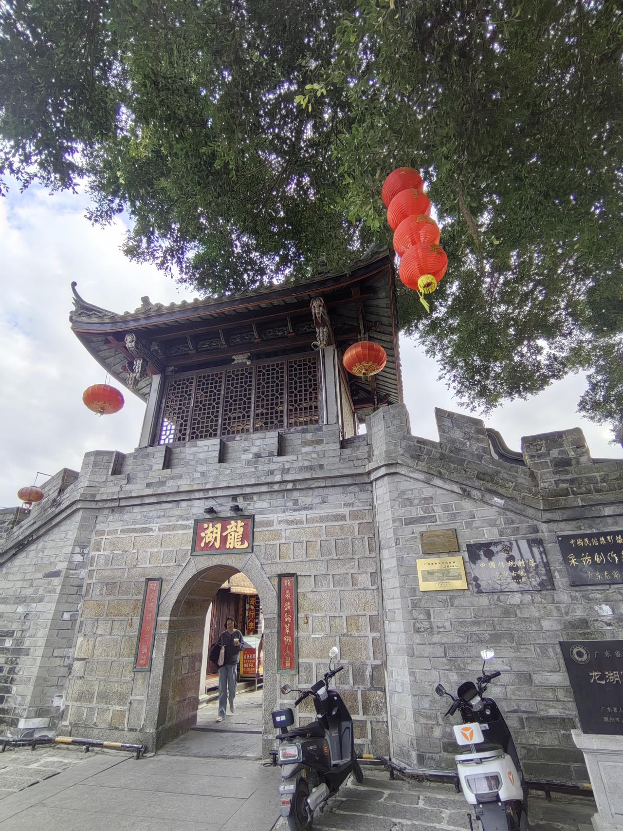 发一张图片，让我猜出你在哪里拍的一处古镇，蕴藏淳朴民风！