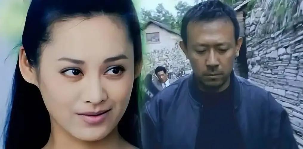 2026年，宁静与美国前夫的儿子雷纳已长成24岁的青年，身高近1米9，外形高大帅