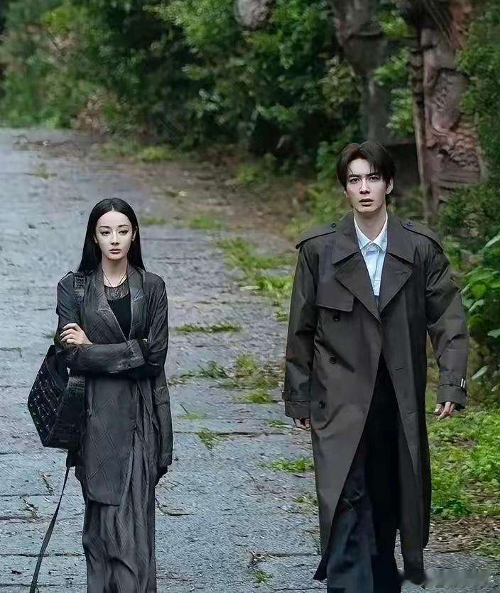 我敢跟大家打包票，迪丽热巴，很可能是陈星旭这些年，遇到过的最好的女主角了。这次迪