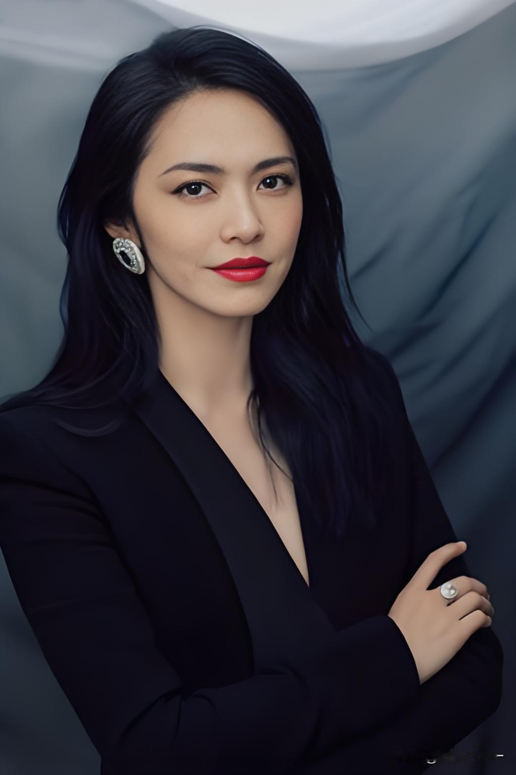 姚晨大概率是不会再婚了，不是说她人老珠黄没人要，也不是再没男人配得上她，