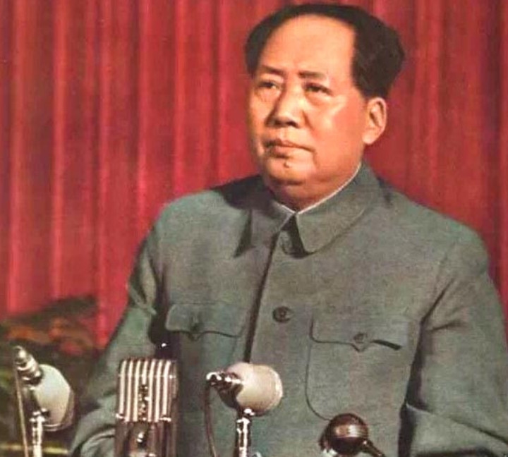 1957年的反右派斗争，给几百万人带来了灾难，但是，回过头来再看，其实毛主席是对