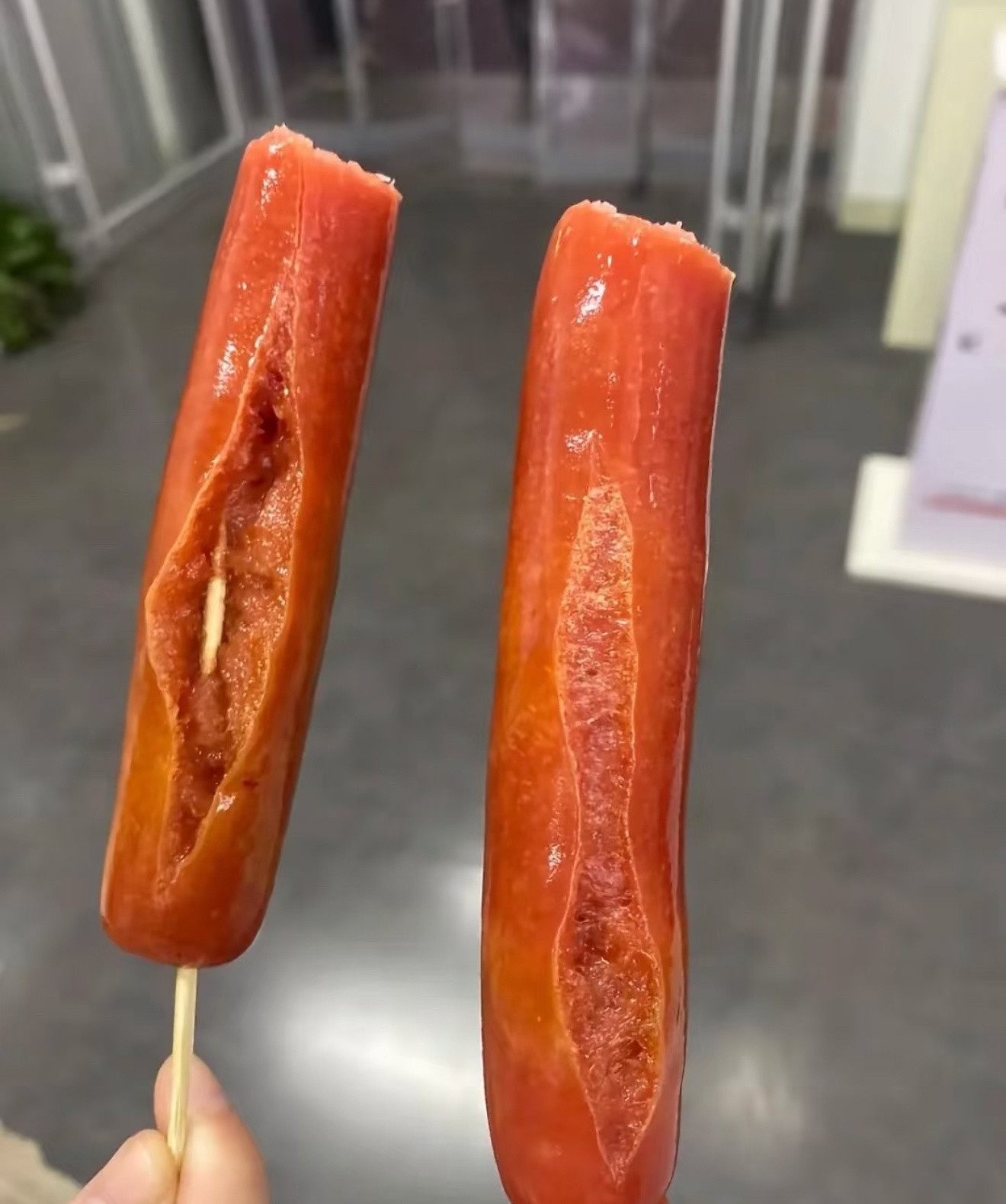 这种烤肠叫啥名啊​​​