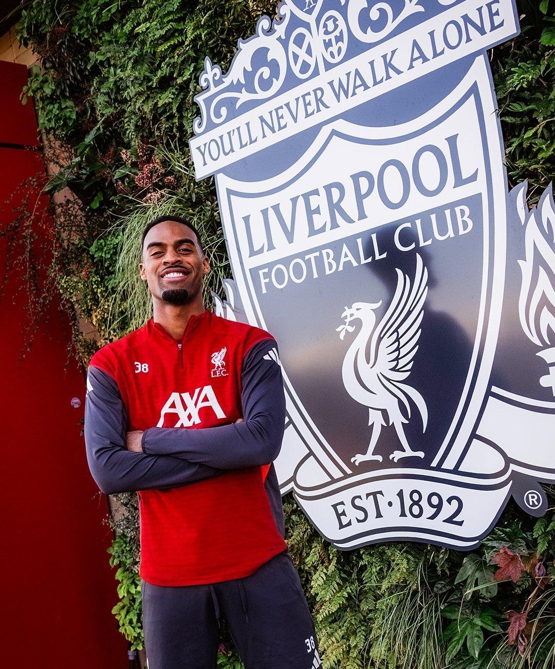 欧洲转会新闻汇总！★他留下！利物浦宣布与23岁中场赫拉芬贝赫续约至2032年