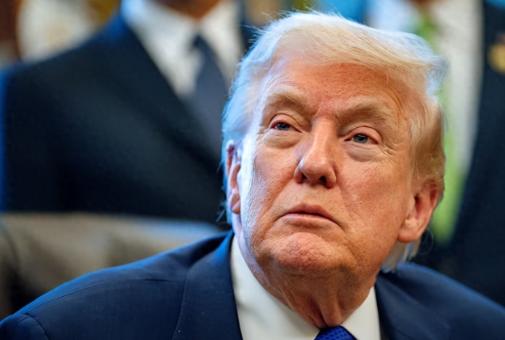 大家发现没有，从10%再到15%，全世界都不搭理了，不仅我们一句话不说，欧盟日韩