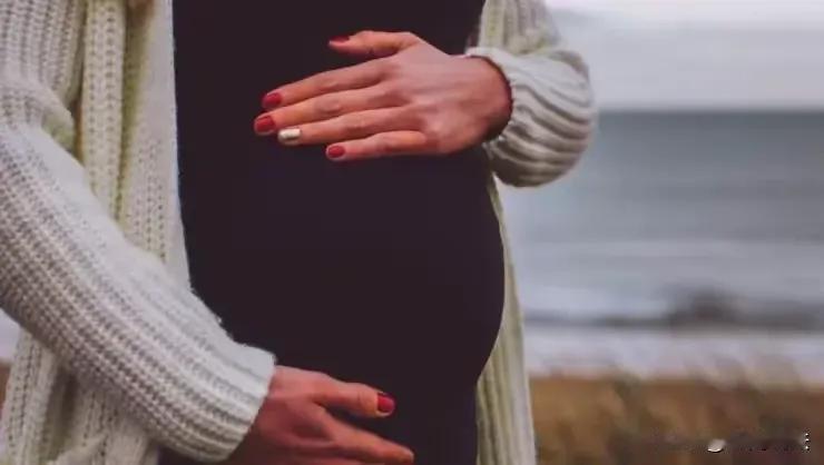 江苏一男子遭遇家庭风波：十年恩怨终揭真相近日，江苏一名40岁的已婚男子成为媒