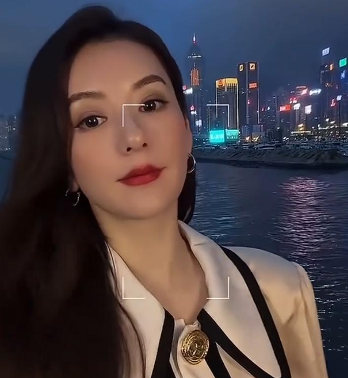 方媛最大的问题是什么，不是什么读书少，也不是什么融不进所谓的圈子，就是经济不独立