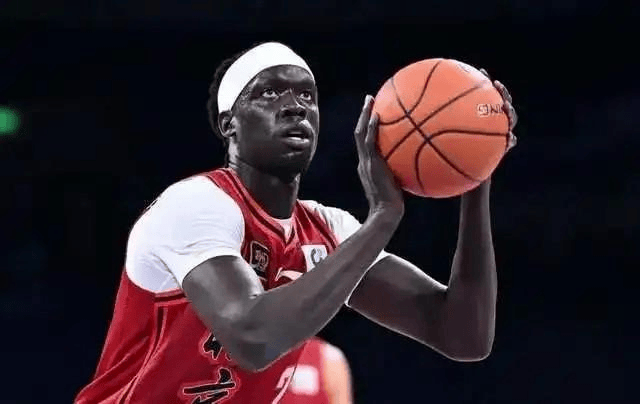 北青: 与奥莫特解约后, 北京男篮将继续寻找合适的锋线外援