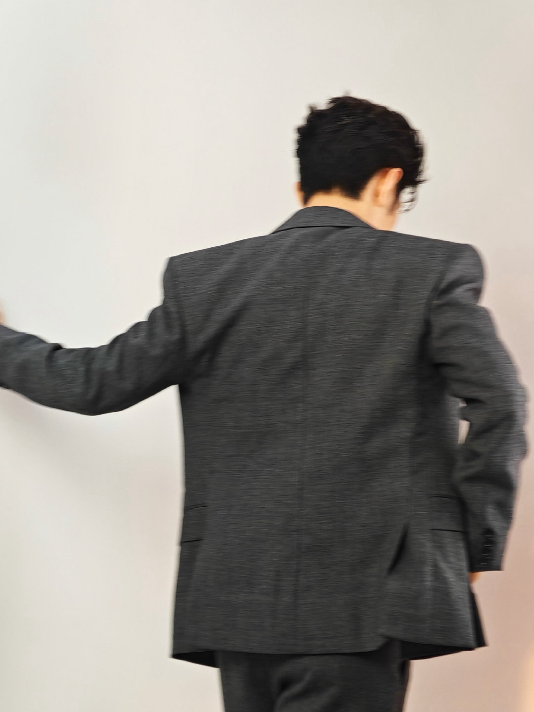 电视剧谍报上不封顶肖战谍报上不封顶xz肖战任少白从初入职场的懵懂少爷，到独当一
