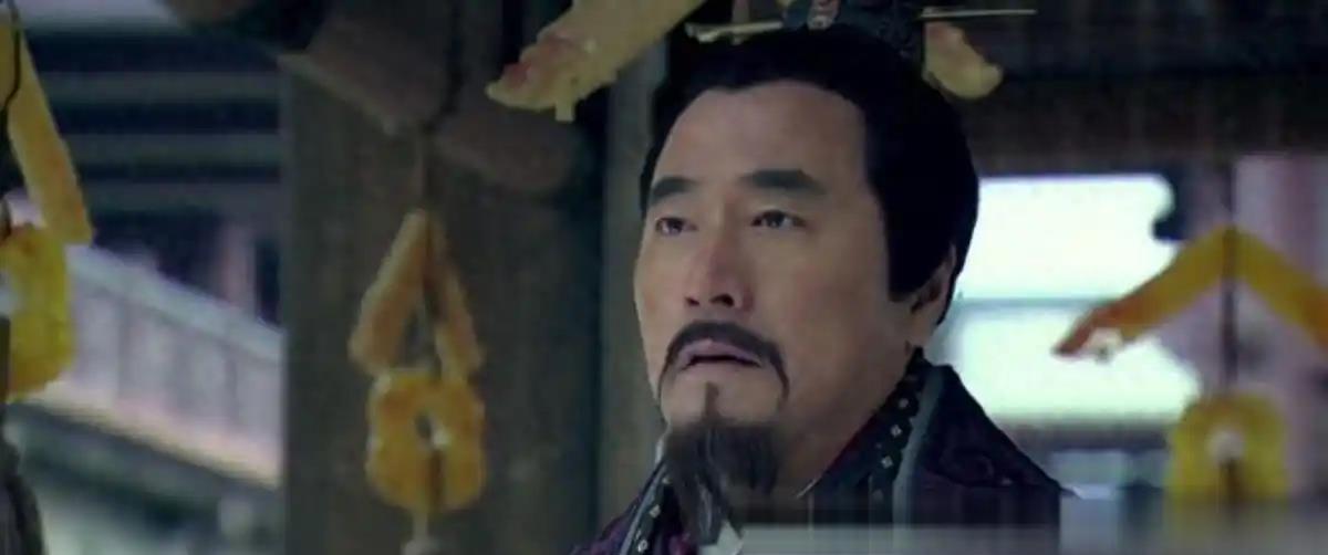 萧何晚年贪污保命，光着脚给刘邦请罪，681年后子孙夺走刘家江山公元前
