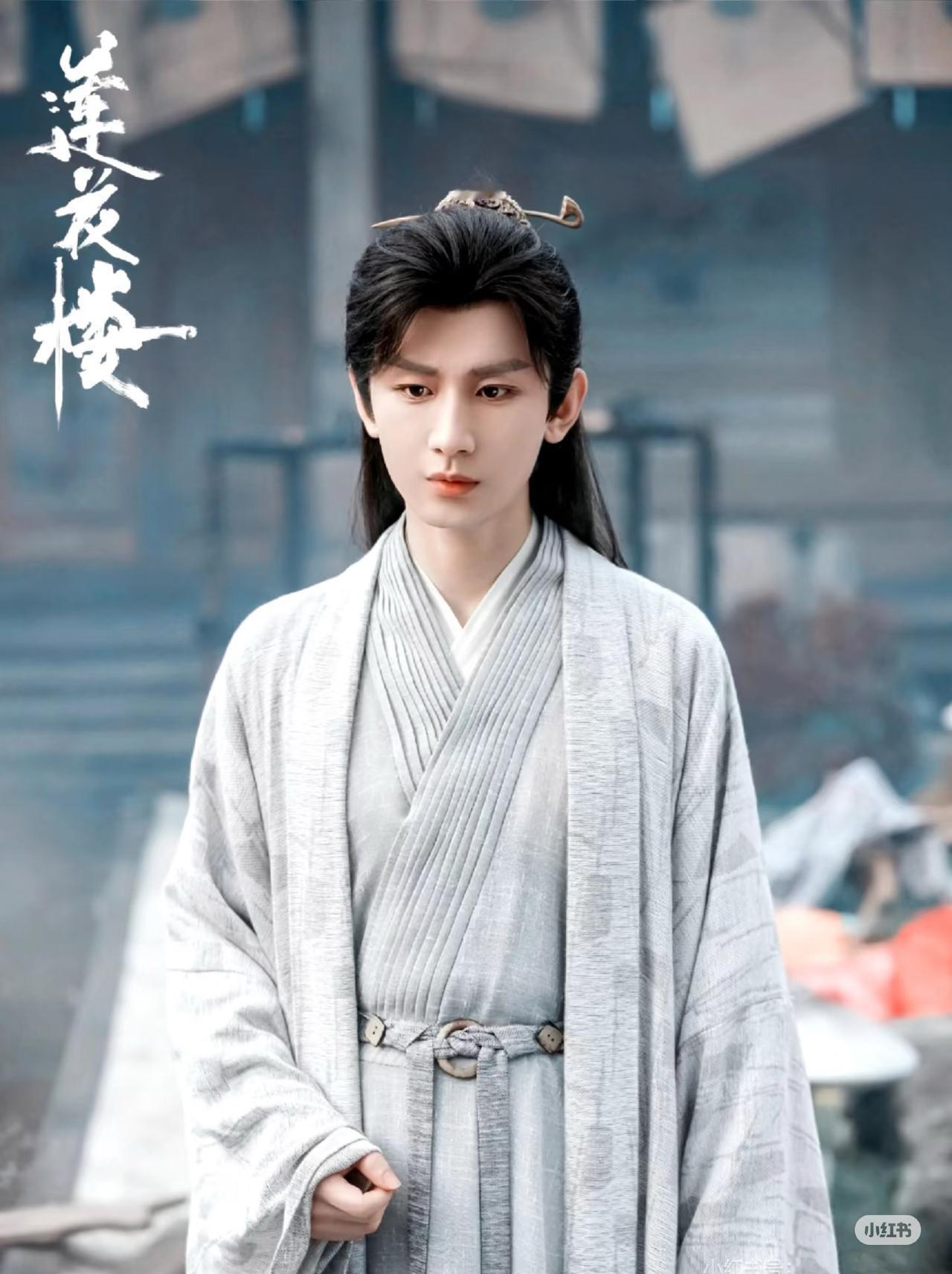 两天。市值蒸发12%。成毅转身那一刻，欢瑞的股价图跳了水。20%的子公司股份