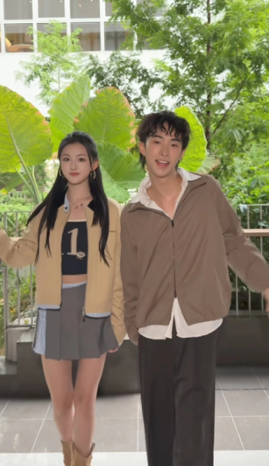 不愧是伊能静的儿子，还有你老爸，庾澄庆，真的是有阳光帅气，太正能量，最喜欢的星二