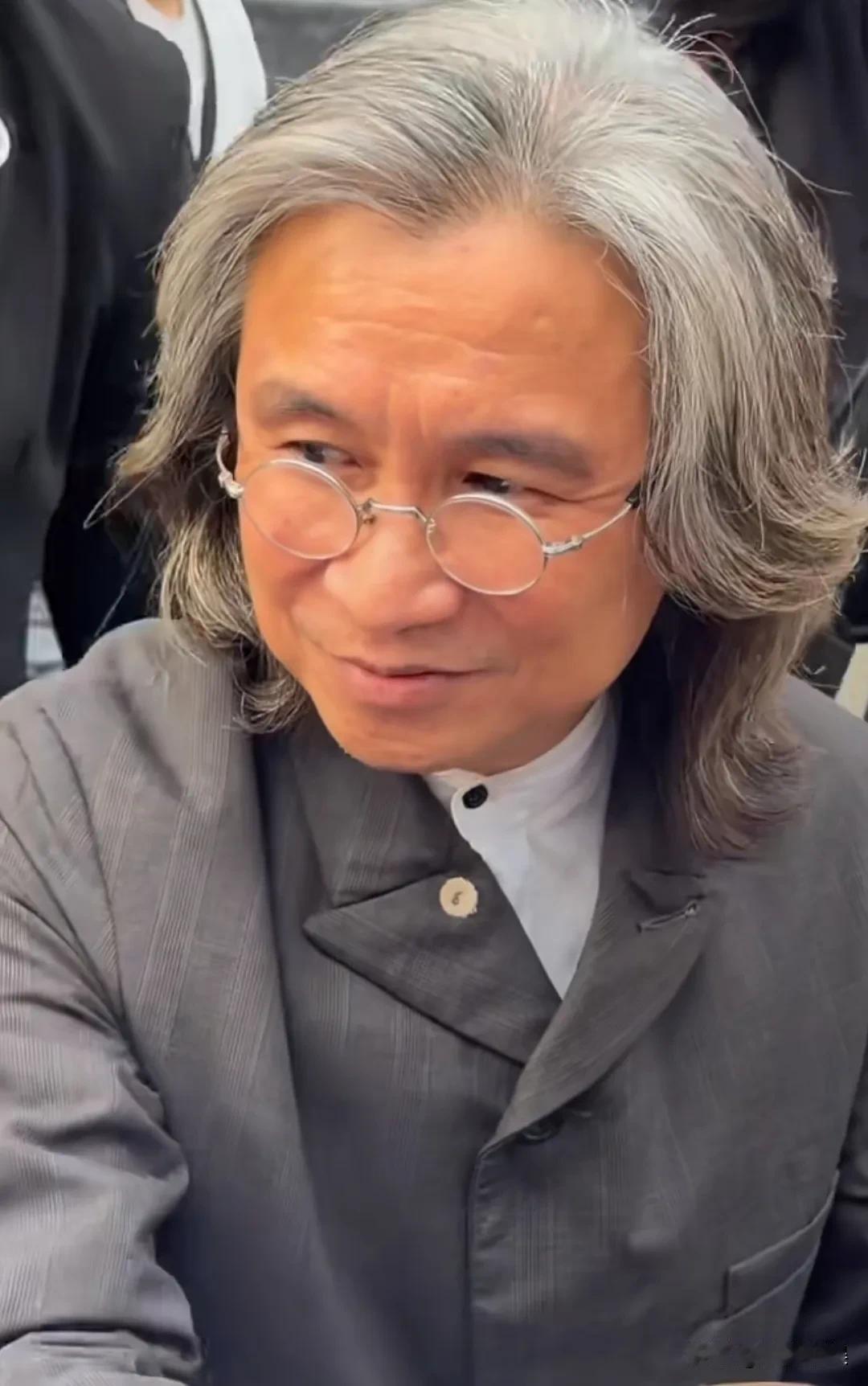 导演陈可辛和周迅、王骁现身多伦多电影节，周迅的状态可真好啊！这次，他们是带着电