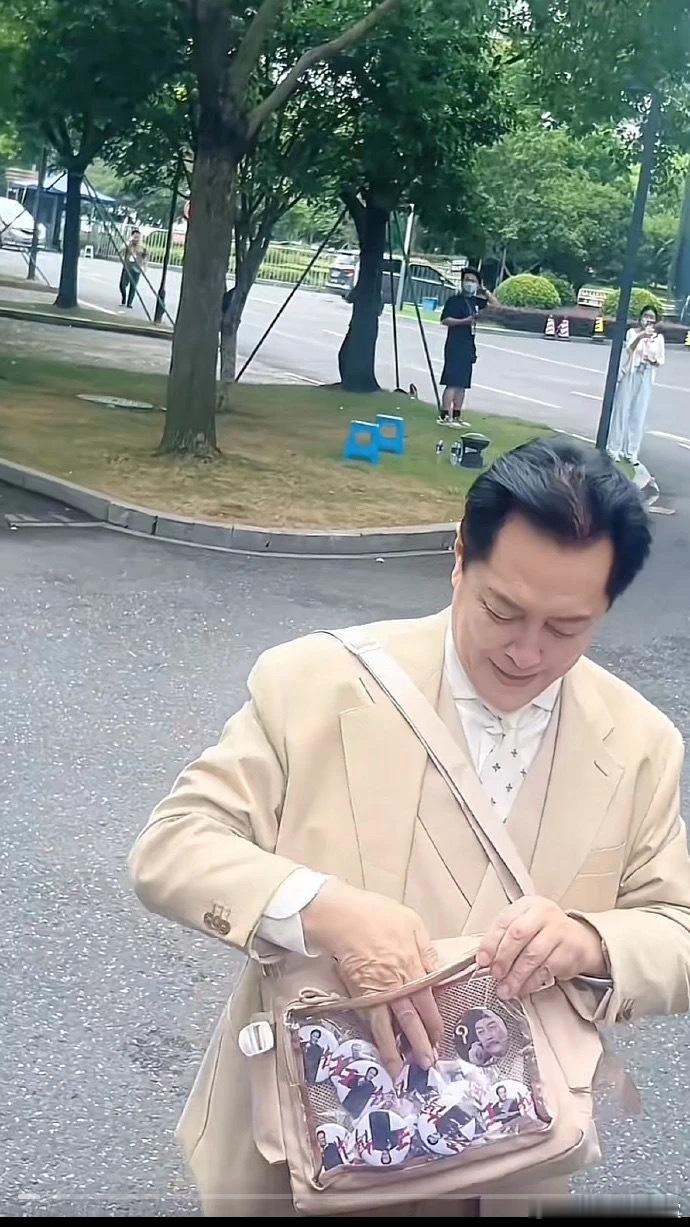 太有割裂感了吧迷惑行为大赏​​​