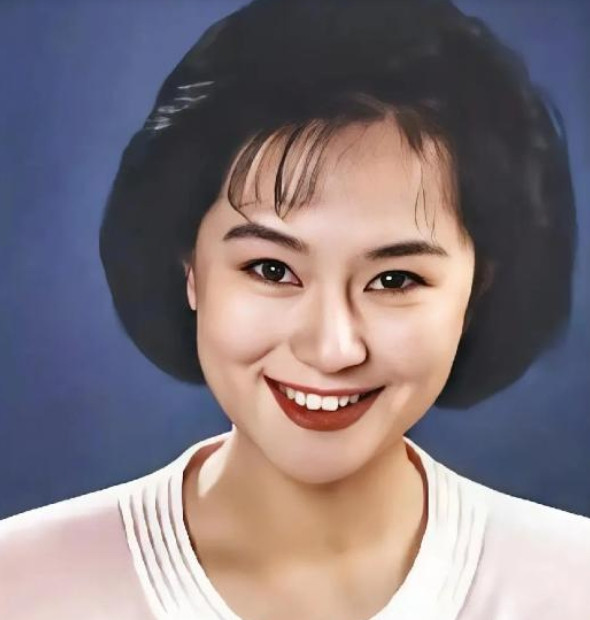 1999年，鞠萍向丈夫提出离婚，没想到丈夫竟说孩子和钱只能选一样带走。鞠萍一听就
