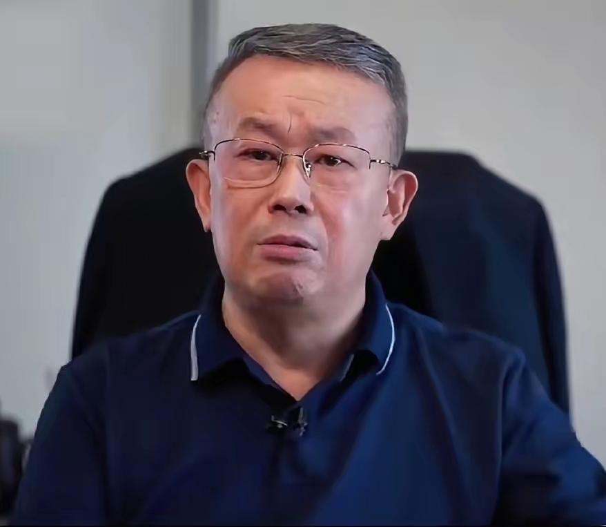 喊着“接轨”却怕登记？项立刚一提议，戳穿多少双重标准项立刚这回算是引发了热