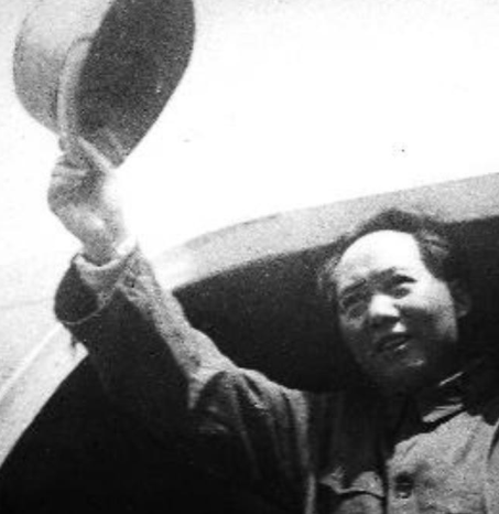 润之，我看可以让你当省长嘛。”1945年，重庆谈判时，蒋介石试图用一个省长的职位