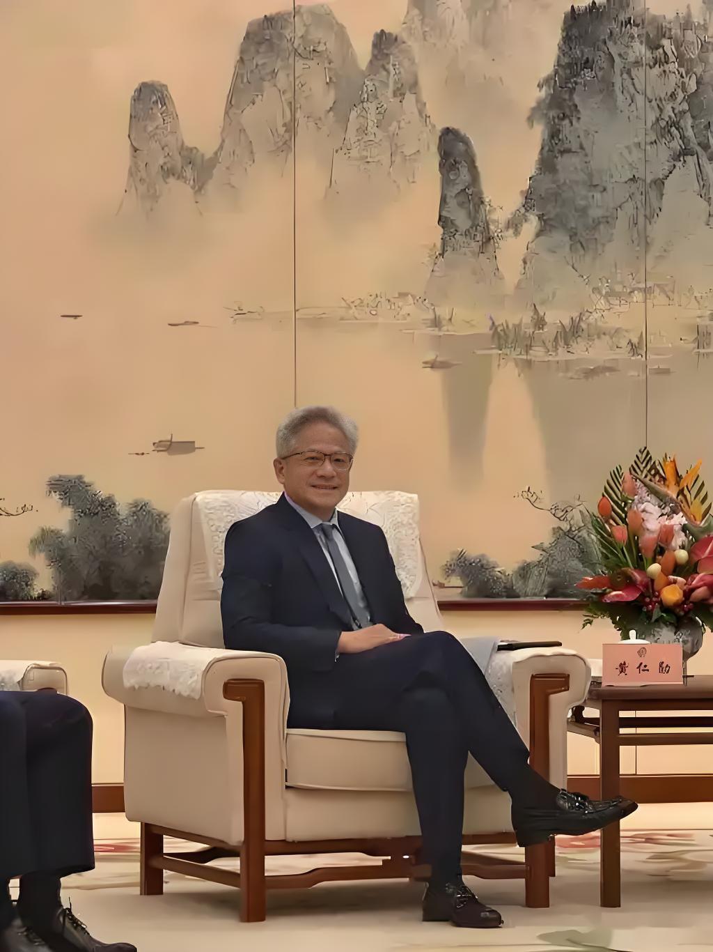中国拒绝购买H20芯片，英伟达直接宣布停产，这是为什么？我的大学同学在华为工