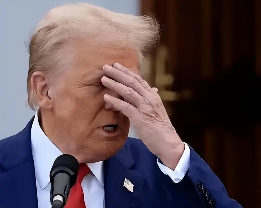 9700亿利息压垮美国！求中国救急还挥制裁棒，霸权玩得转？美国经济亮