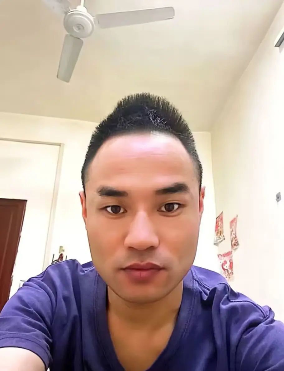 又是干工地的一天。