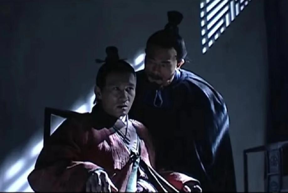 有人说《大明王朝1566》里杨金水装疯是没办法，我倒觉得，这哥们儿脑子没150都