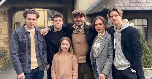 豪门恩怨再升级！贝克汉姆长子撕破脸，万字长文曝父母操控内幕谁能想到，那个在镜头