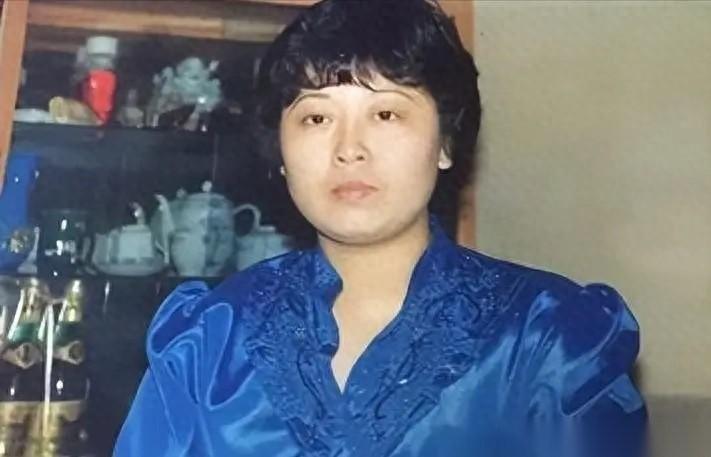 话说回来，赵忠祥老先生离开咱们已经整整6年了。谁能想到，他生前攒下的11套核心地