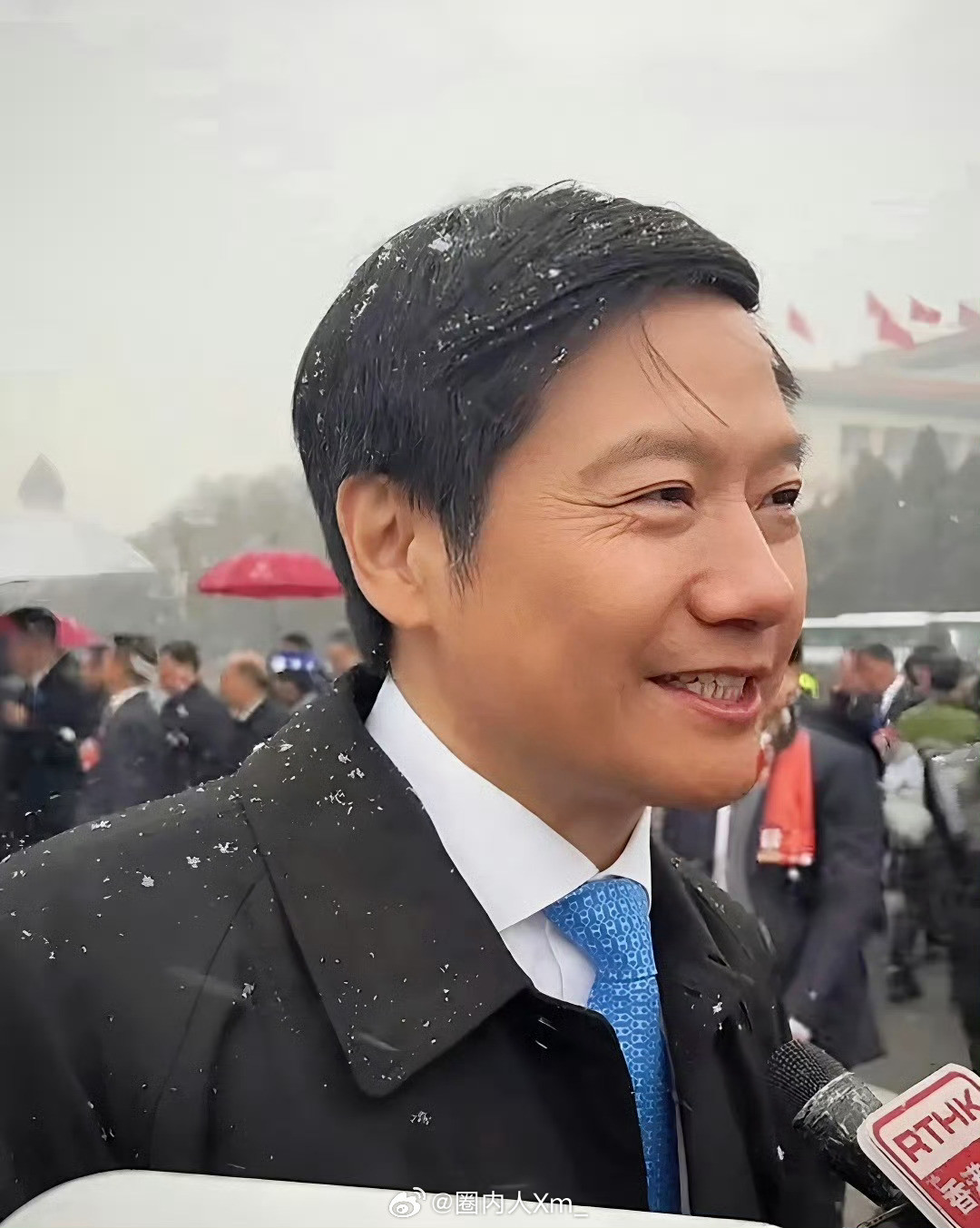 北京春雪遇两会，(图一)雷军、何小鹏、姚劲波居然是小米17Pro拍的？我