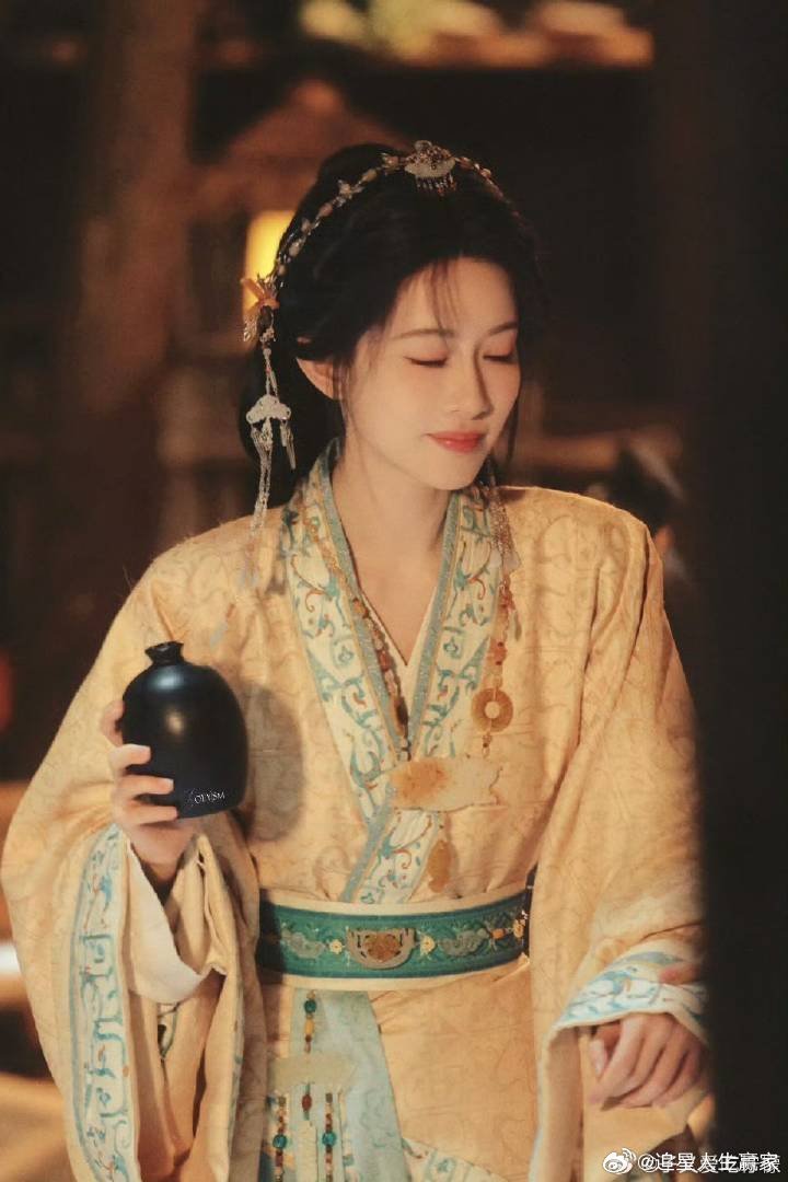 孟子义《将门独后》沈妙饮酒路透，这段醉酒状态演的太灵动了期待