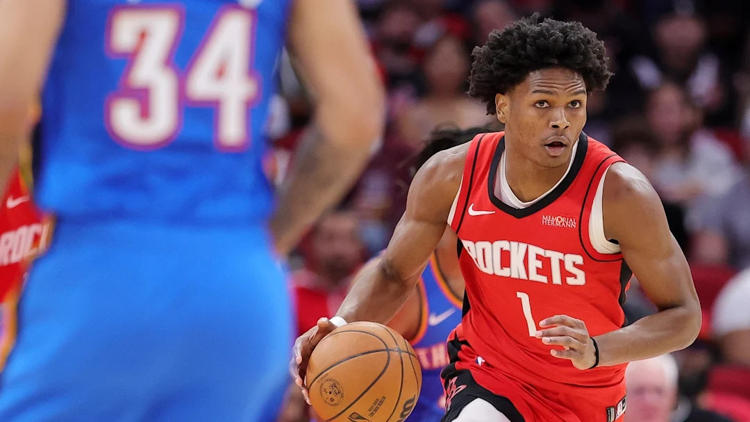 NBA的名记洛维直接表示，28年的奥运会里，火箭队的阿门-汤普森应该成为美国男篮