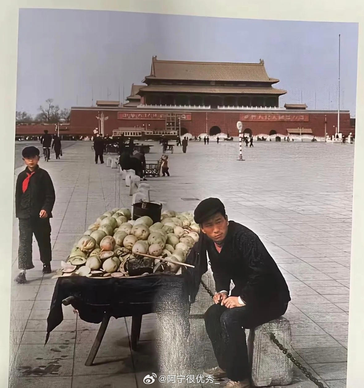 老照片，他卖的是什么？​​​​