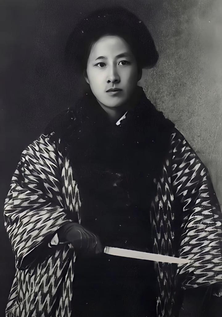 秋瑾和鲁迅两个毫不相干的人，为什么他们一直矛盾很深？原来秋瑾和鲁迅都曾在日本留