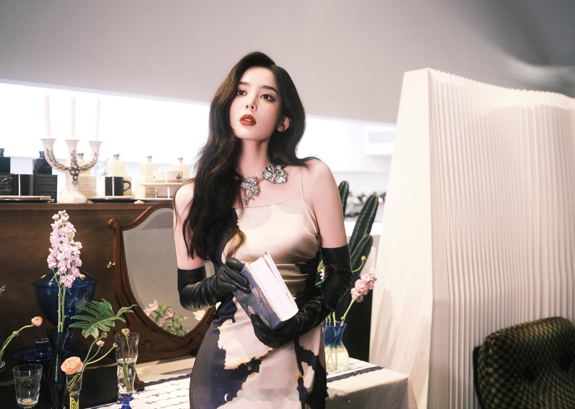 古力娜扎的清雅韵味