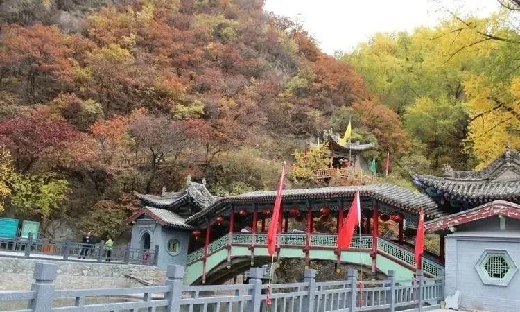 榆中兴隆山握桥，兰州最后的古典握桥！260年间，四次被冲毁，四次兴建，每一次兴建