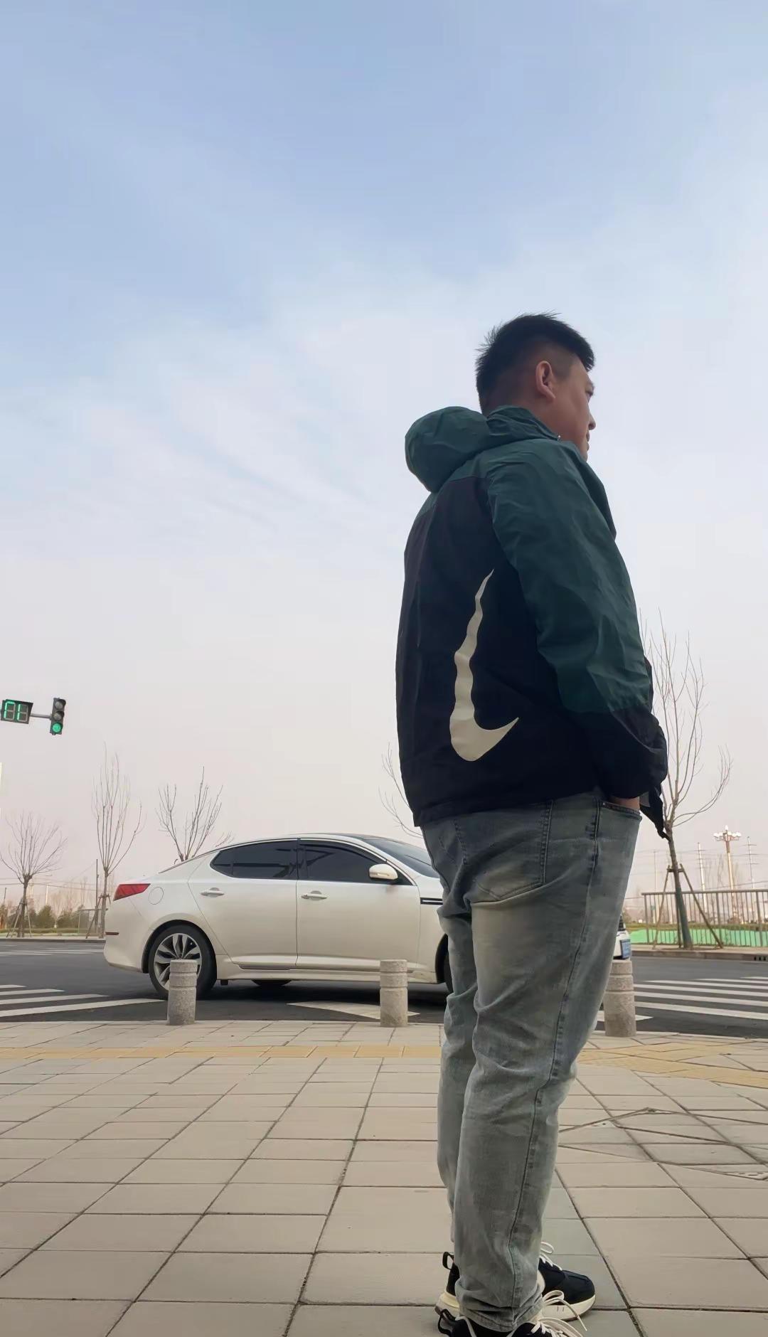 背后都别捏咕我，我好着呢，指定看不了笑话，