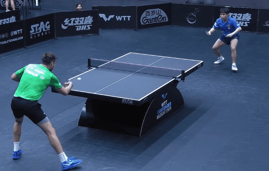 笑死我了！达科气的扇了自己一巴掌！前两局两人打成了1:1平，第三局，达科非常