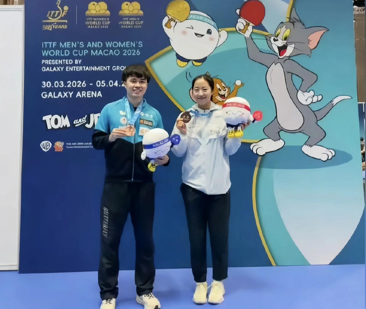 “林申组合”同框太可爱了！铜牌在手还这么开心，看着就超治愈了申裕斌在凌晨更新了