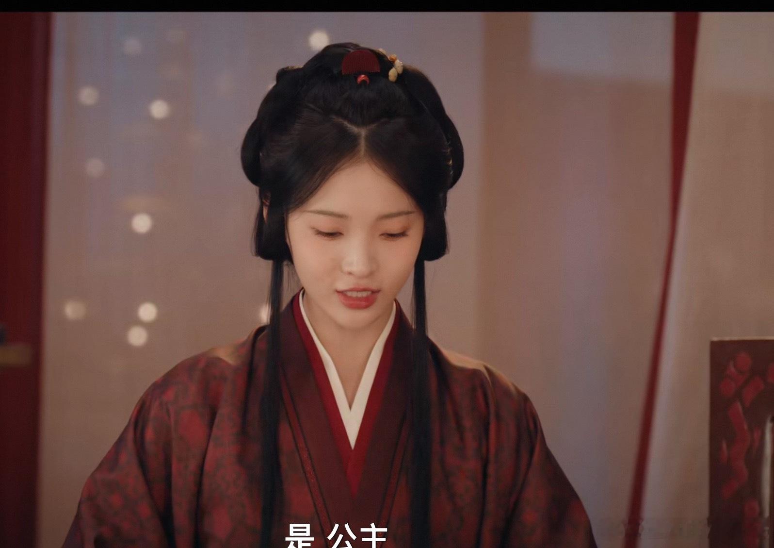 翘楚里女主丫鬟的发型也好看