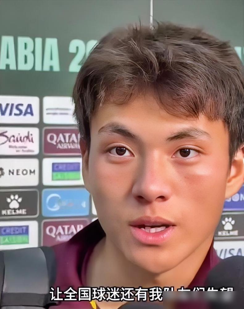 李昊的赛后采访，​我发现他有一个特点，​那就是一句废话也不说。​这小