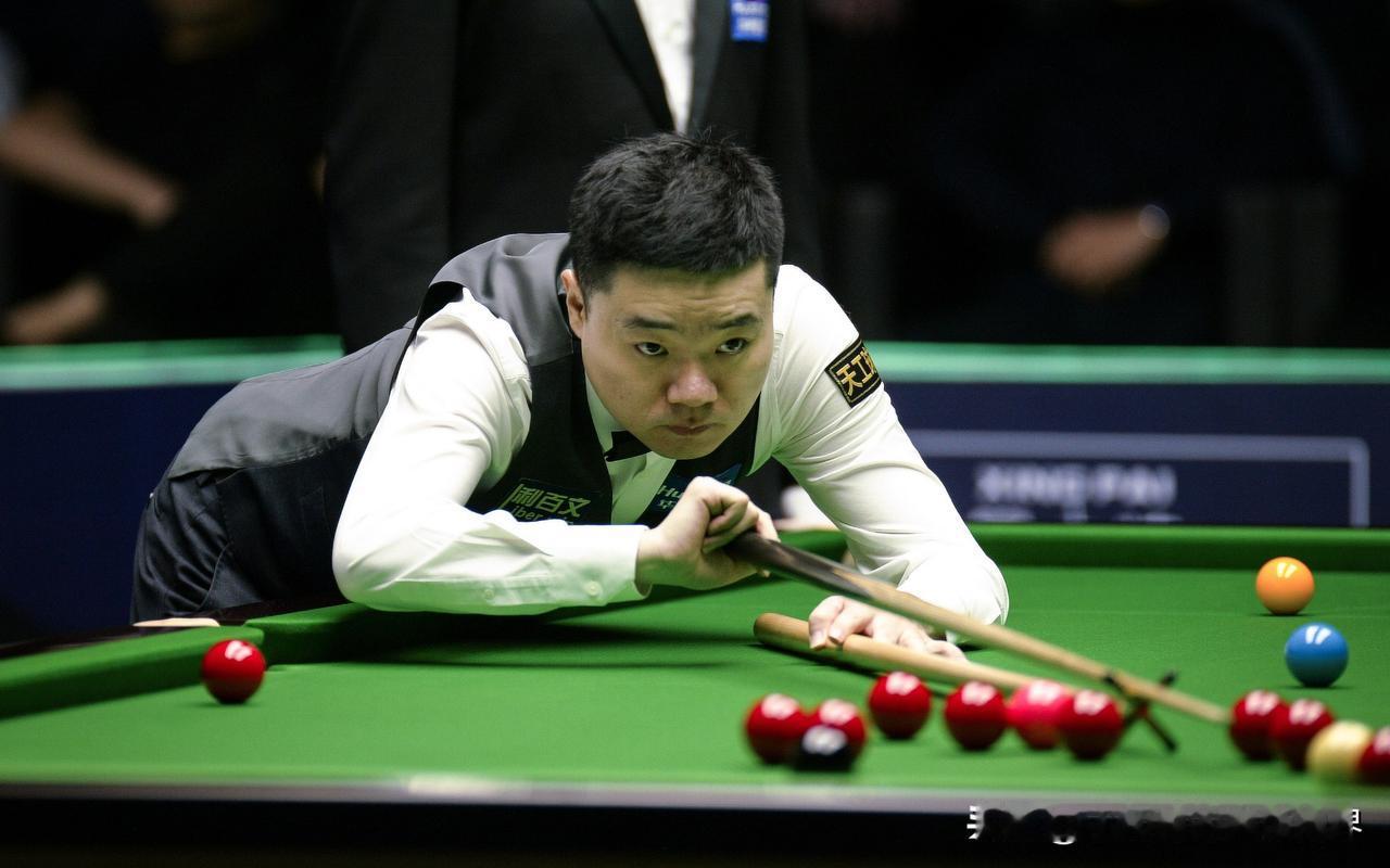 在克鲁斯堡打出最多破百的中国斯诺克球手：1、🇨🇳丁俊晖79杆（最高单杆1