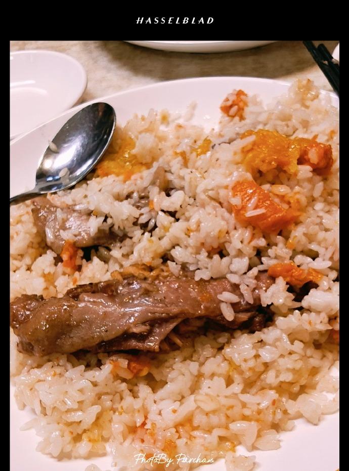 二月二中午忘了跟同事约好去胖哥抓饭没吃着食堂的焖子，不过local的同事说那玩儿