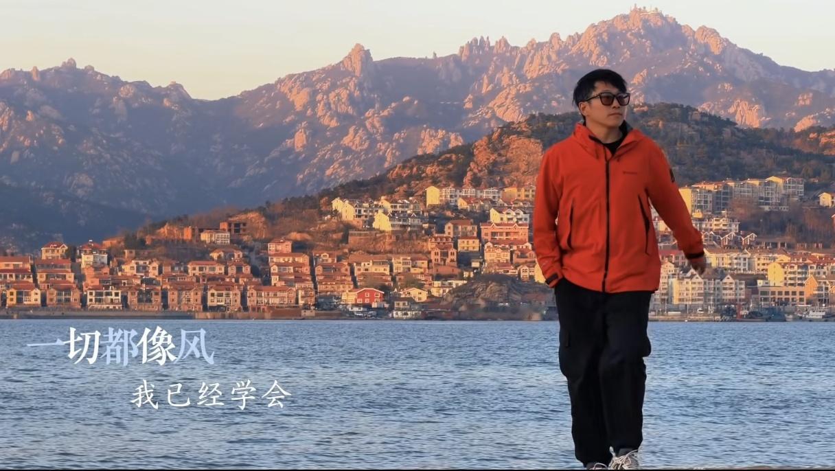 是真的！明明真的离职了！昨天看到消息以为又是谣言，今天看到官宣了，明明真的离职