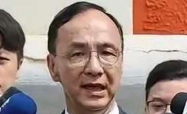 国民党彻底烂掉了。朱立伦对于93赴大陆交流，说一定要遵守“政府”的有关法律。