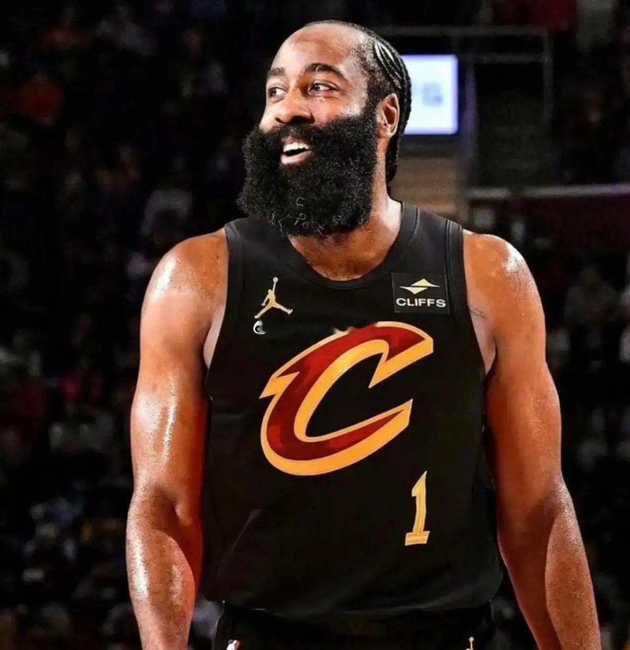 假如季后赛骑士与活塞相遇，谁赢的几率会更大一些？目前活塞排名东部第一，骑士排名东