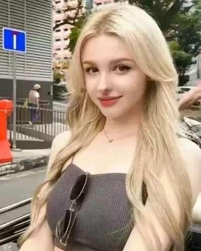 乌克兰现在最大的问题不是战后重建，而是乌克兰的女人将来该怎么办？百万乌克兰男人战