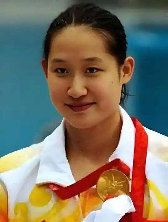 2008年8月14日，刘子歌在北京奥运会上夺冠，拿到200万奖金后，她却大手一挥